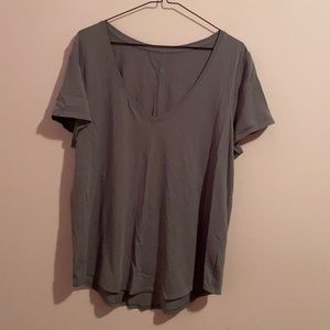 Lululemon love tee size 10